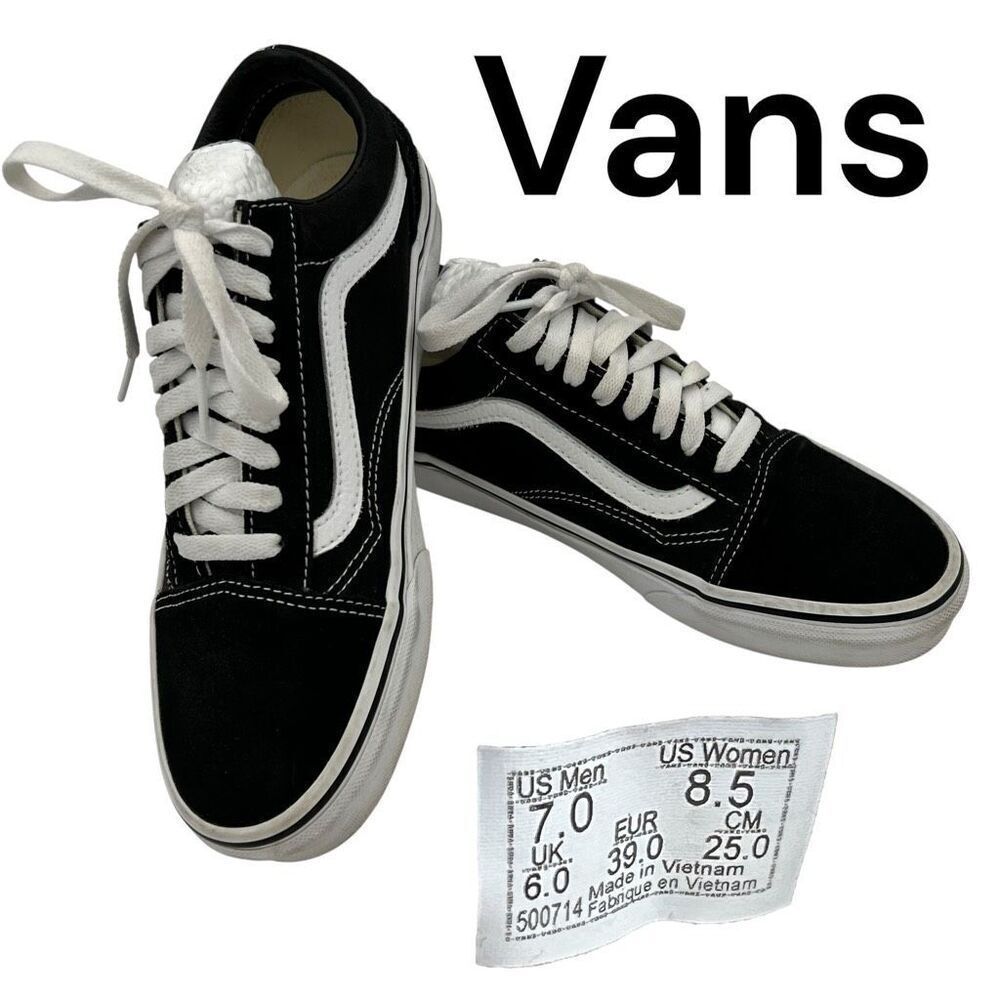 Vans unisex Old Skool Lace Up Canvas Low Top Skate Sneakers Black White 8.5W/7M